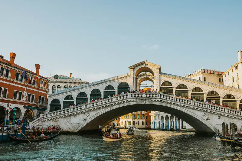 Private gondola tour in Venice for 4 people